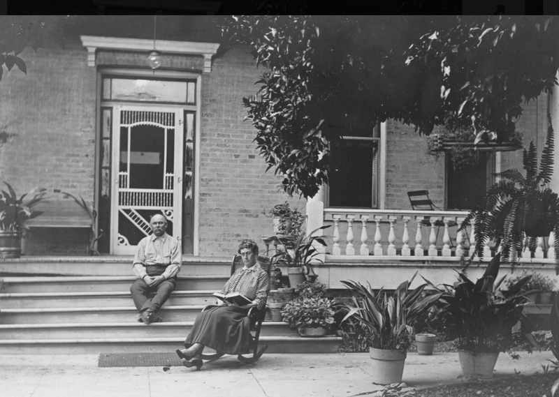 Patrick family at Glenwood Farmhouse