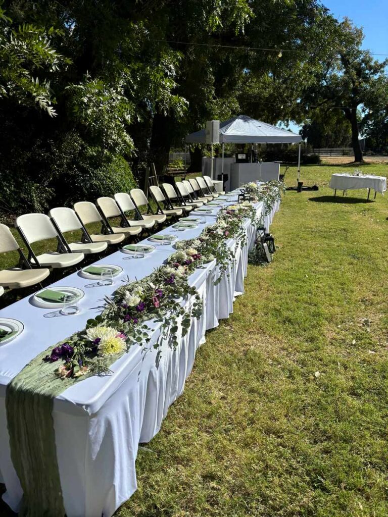 wedding party table